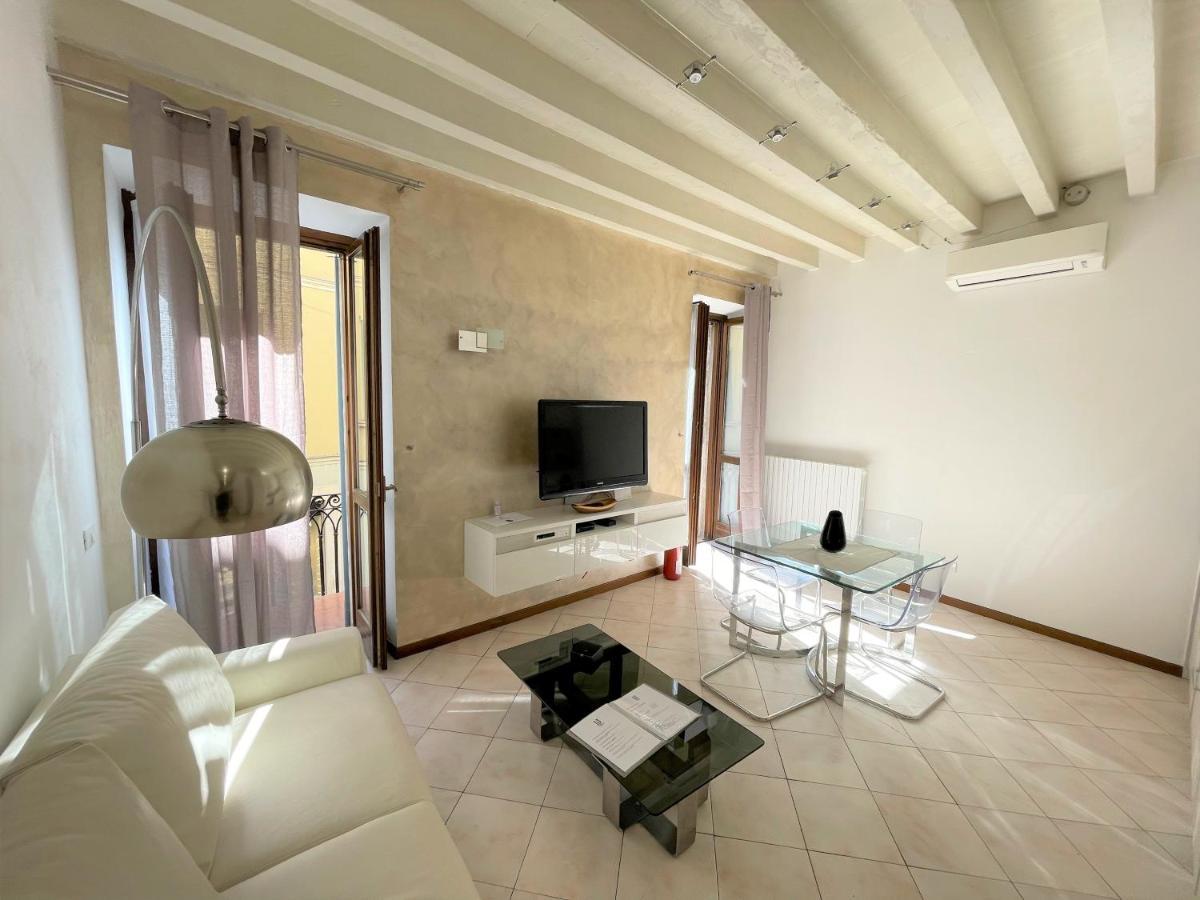 DesenzanoLoft Le Petit Bijou Desenzano Desenzano del Garda Buitenkant foto
